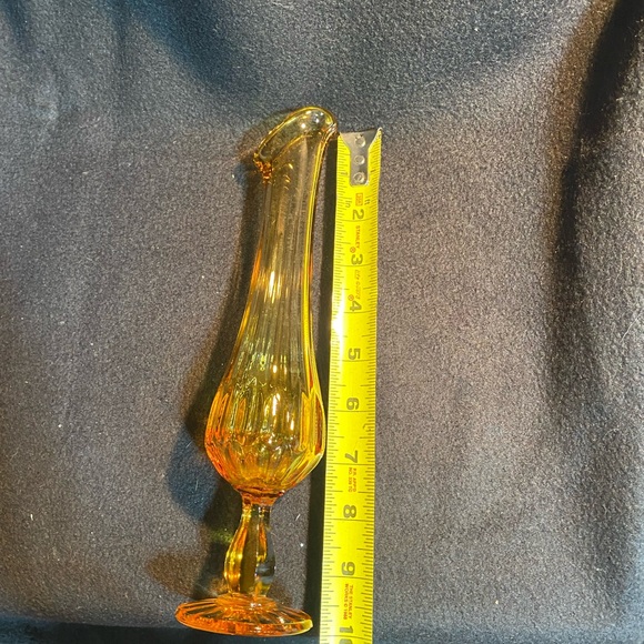 FENTON Swung Vase Colonial Thumbprint Vintage Glass Amber Gold Glass Ribbed 11" - Picture 5 of 5